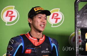 「バイクのニュース」掲載/Moto2チャンピオンに輝いた小椋藍選手。2024年シーズンのキーポイントと、2年前からの向上とは