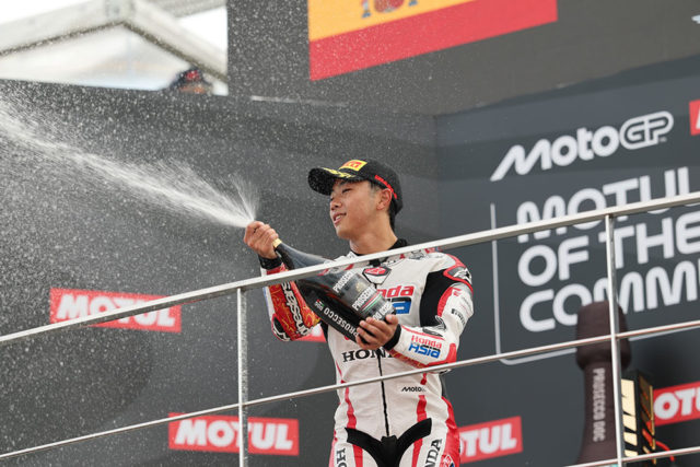 dad82db2-d827-6032-4e6a-8dea5672aeb1