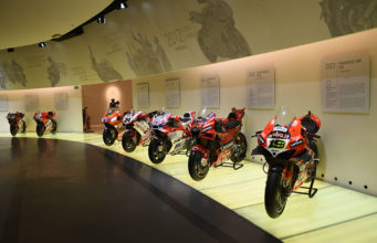 (こぼれてない)こぼれ話 | イタリア・ボローニャのドゥカティミュージアムに行ったんですよ