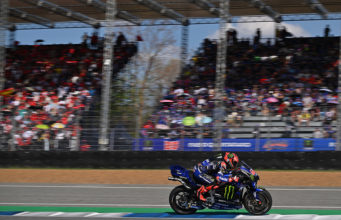 ヤマハ、V4で迎えた開幕戦。パオロ・パヴェシオが語る現状|MotoGPタイGP